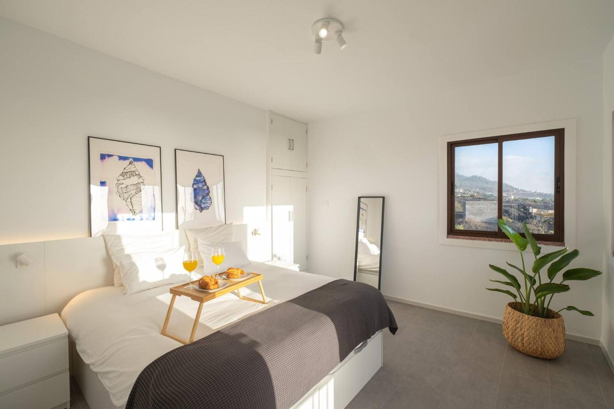 Finca Las Huellas - Moderno Apartamento Con Vistas Al Mar Y Al Volcan Los Llanos De Aridane Luaran gambar