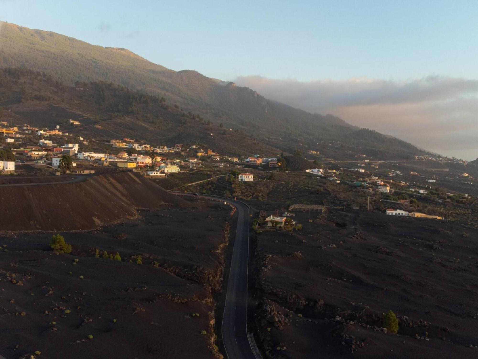Finca Las Huellas - Moderno Apartamento Con Vistas Al Mar Y Al Volcan Los Llanos De Aridane Luaran gambar